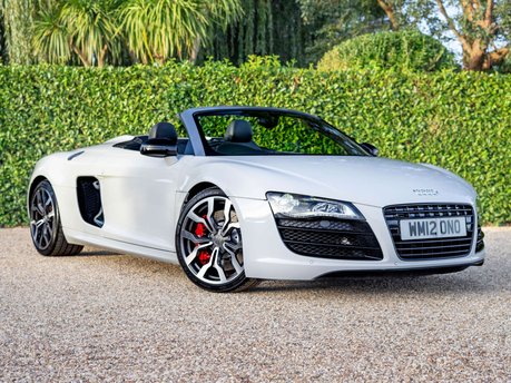 Audi R8 5.2 R8 Spyder Quattro V10 Semi-Auto 4WD 2dr