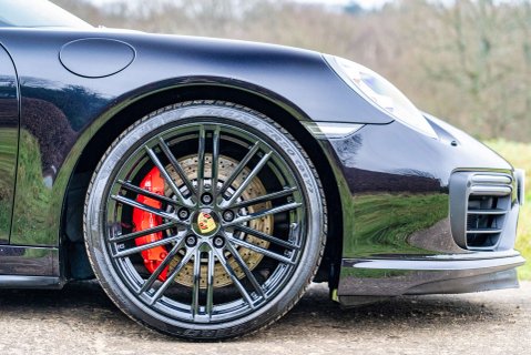 Porsche 911 991.2 TURBO 6