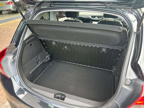 Vauxhall Corsa 1.4 Corsa Limited Edition 3dr 14
