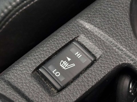 Nissan Qashqai 1.5 dCi Tekna 2WD Euro 5 (s/s) 5dr 86