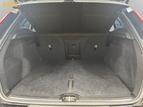 Volvo XC40 Recharge 69kWh Plus SUV 5dr Electric Auto (231 ps) 21