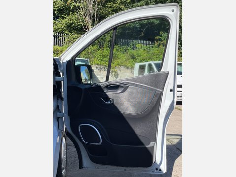 Vauxhall Vivaro 1.6 CDTi 2900 Sportive L2 H1 Euro 5 5dr 24