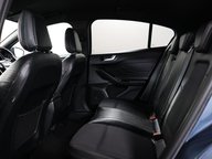 Ford Focus ST-LINE X 42