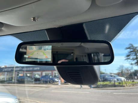 Ford Grand Tourneo Connect TITANIUM TDCI 24