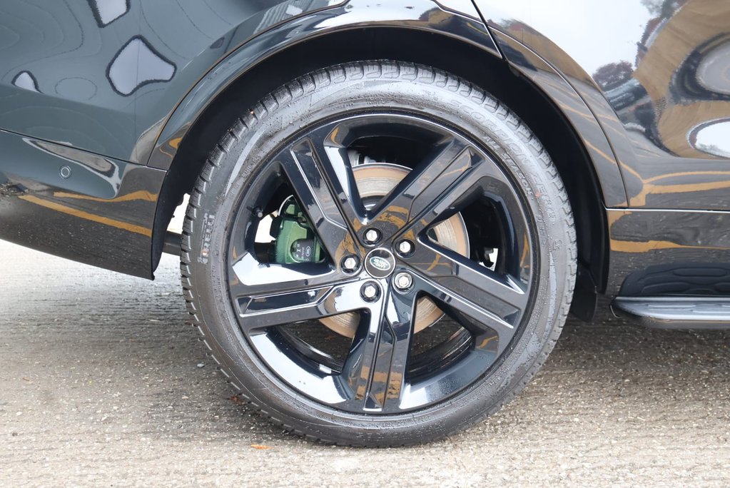 Land Rover Discovery 2026 BRAND NEW COMMERCIAL DYNAMIC HSE styled by seeker  genuine Rear seats  17