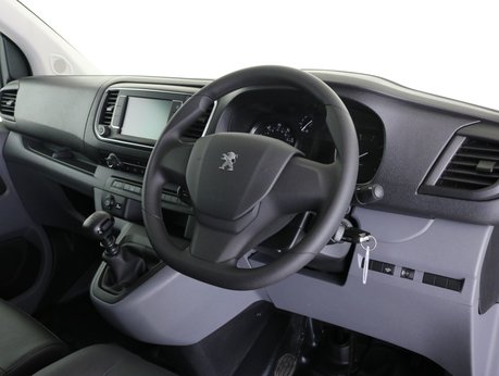 Peugeot Expert 1400 1.5 BlueHDi 100 Professional Premium Van 3