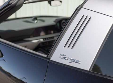 Porsche 911 (992) Targa 4S 28
