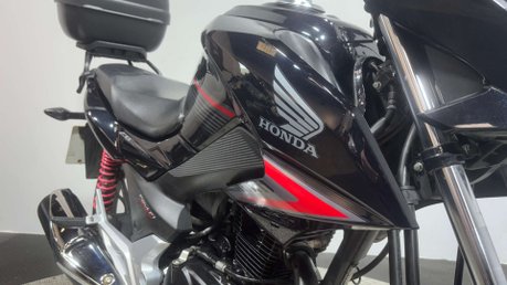 Honda CB GLR 125 2019 ONLY 10K NEW MOTSERVICED 125CC LEARNER BIKE CBF125 19