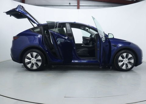 Tesla Model Y (Dual Motor) Long Range SUV 5dr Electric Auto 4WDE (384 bhp) 56