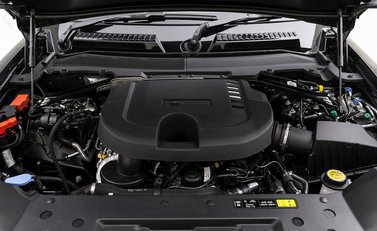 Land Rover Defender 90 X D300 27