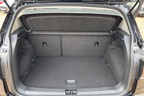Volkswagen T-Cross SE TSI.. AUTOMATIC.. APPLE/ANDROID CARPLAY..PADDLE SHIFT.. 5 SERVICES.. A/C 9