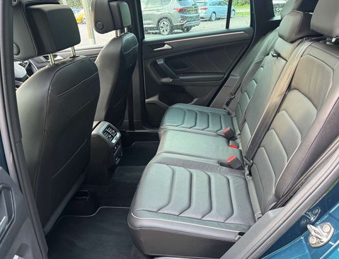 Volkswagen Tiguan 2.0 Tiguan R-Line TDI Semi-Auto 5dr 45