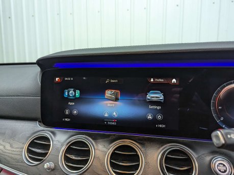 Mercedes-Benz E Class 2.0 E 300 AMG Line de Auto 4dr 93