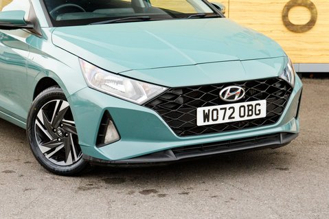 Hyundai i20 T-GDI SE CONNECT MHEV 10