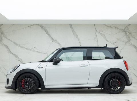 Mini Hatch John Cooper Works Challenge 2