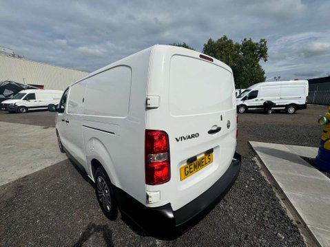 Vauxhall Vivaro 1.5 Vivaro F2900 Professional S/S 7