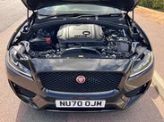 Jaguar F-Pace 2.0 D180 Chequered Flag Auto AWD Euro 6 (s/s) 5dr 44