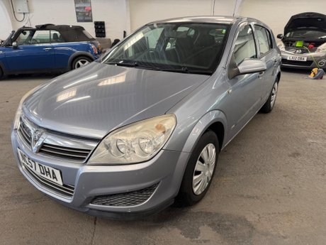 Vauxhall Astra 1.8i 16v Life 5dr 3