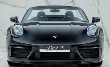 Porsche 911 Carrera GTS Cabriolet (992) 7