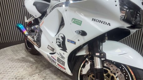 Honda CBR CBR 918 1996 CLASSIC SPORTS BIKE PROJECT TRACK BIKE? 25