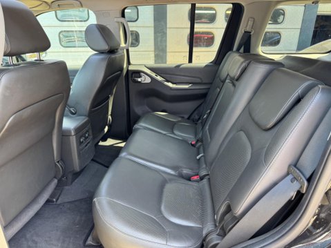 Nissan Pathfinder 2.5 dCi Tekna 4WD Euro 5 5dr 38