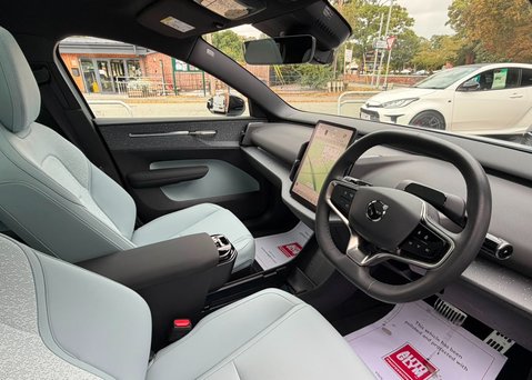 Volvo Ex30 Twin Performance 69kWh Ultra SUV 5dr Electric Auto AWD (428 ps) 9