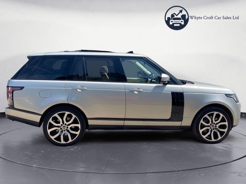 Land Rover Range Rover 4.4 SD V8 Vogue SE Auto 4WD Euro 5 5dr 9