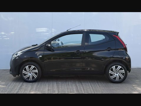 Toyota Aygo 1.0 Aygo X-Play TSS VVT-i 5dr 35