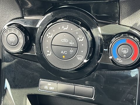 Ford Fiesta 1.0 EcoBoost Zetec 3dr 29