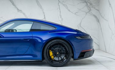 Porsche 911 Carrera GTS (992) 34