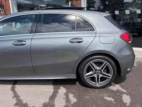 Mercedes-Benz A Class A 180 D AMG LINE PREMIUM PLUS 9