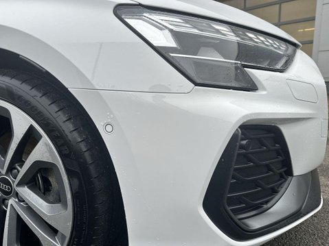 Audi A3 1.5 TFSI 35 S line Saloon 4dr Petrol S Tronic Euro 6 (s/s) (150 ps) 1 Owner 31