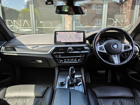 BMW 5 Series 3.0 530d xDrive M Sport MHEV Auto 4WD 5dr 6