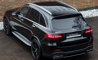 Mercedes-Benz GLC 63 S 4Matic 9