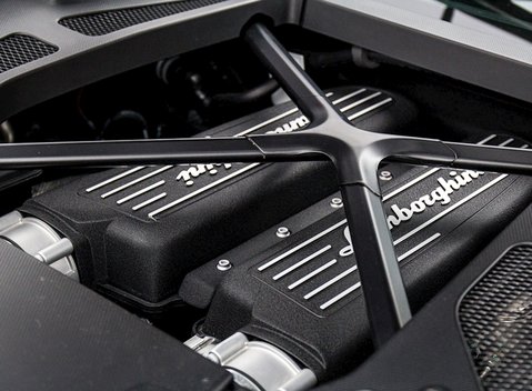 Lamborghini Huracan LP 610-4 13