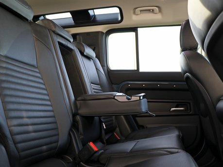 HSE trim genuine Land Rover seats for the Defender 110 Commercial (21-24 cloth models) 3