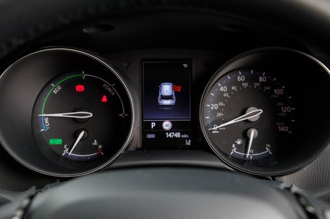 Toyota C-HR DESIGN 14