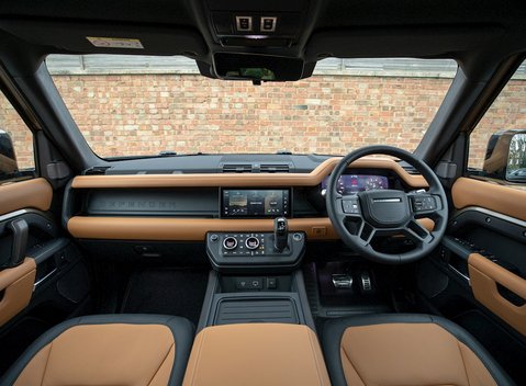 Land Rover Defender 110 X P400 19