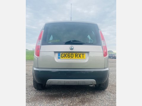 Skoda Roomster SCOUT TSI DSG 4