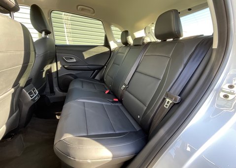 MG ZS 1.5 HYBRID+ TROPHY 17