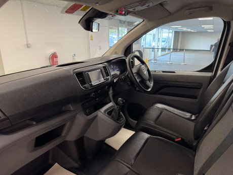 Vauxhall Vivaro 1.5 Vivaro 2900 Sportive S/S 3