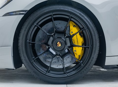 Porsche 911 Turbo S 10