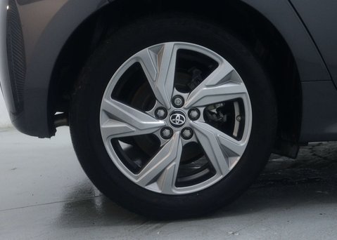 Toyota Yaris 1.5 Yaris Icon HEV CVT 5dr 13