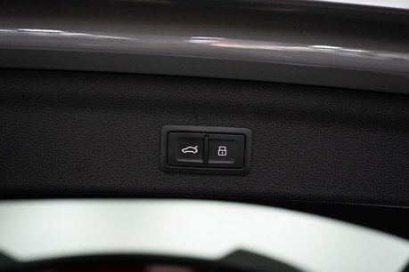 Audi RS Q3 2.5 TFSI Vorsprung SUV 5dr Petrol S Tronic quattro Euro 6 (s/s) (400 ps) 41
