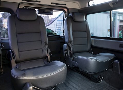 Land Rover Defender 90 XS URBAN TRUCK Carbon Edition 13