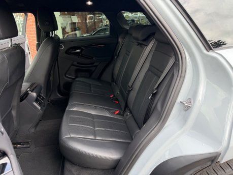 Land Rover Range Rover Evoque 2.0 D200 MHEV Dynamic SE SUV 5dr Diesel Auto 4WD Euro 6 (s/s) (204 ps) 44