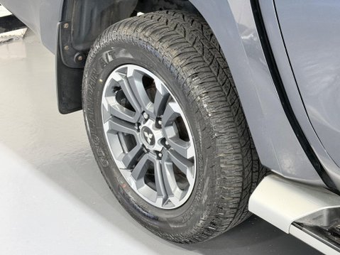 Mitsubishi L200 2.2 DI-D DC Barbarian X Auto 4WD Euro 6 (s/s) 4dr 10