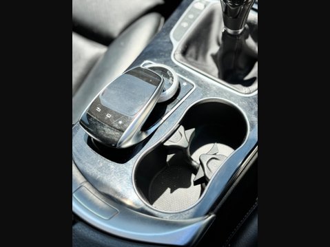 Mercedes-Benz C Class 2.1 C220d SE Euro 6 (s/s) 4dr 25