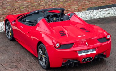 Ferrari 458 Spider 11