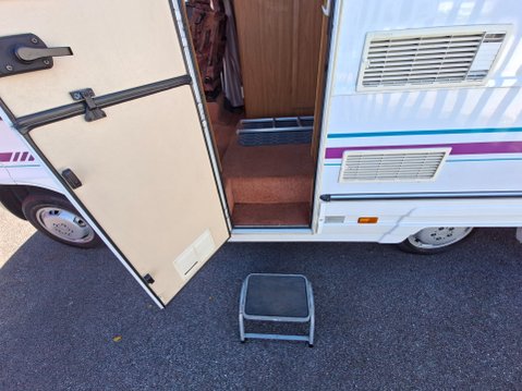 Auto-Trail Pawnee 1999 8